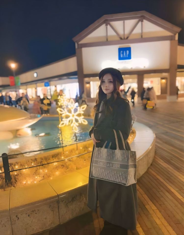 儿子双飞妈妈和女儿的小说,网盘高清资源